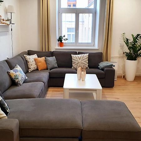 Le Monde Apartment Bratislava - Amazing 5Bdr In Downtown Exteriör bild