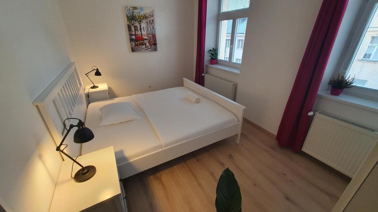 Le Monde Apartment Bratislava - Amazing 5Bdr In Downtown Exteriör bild