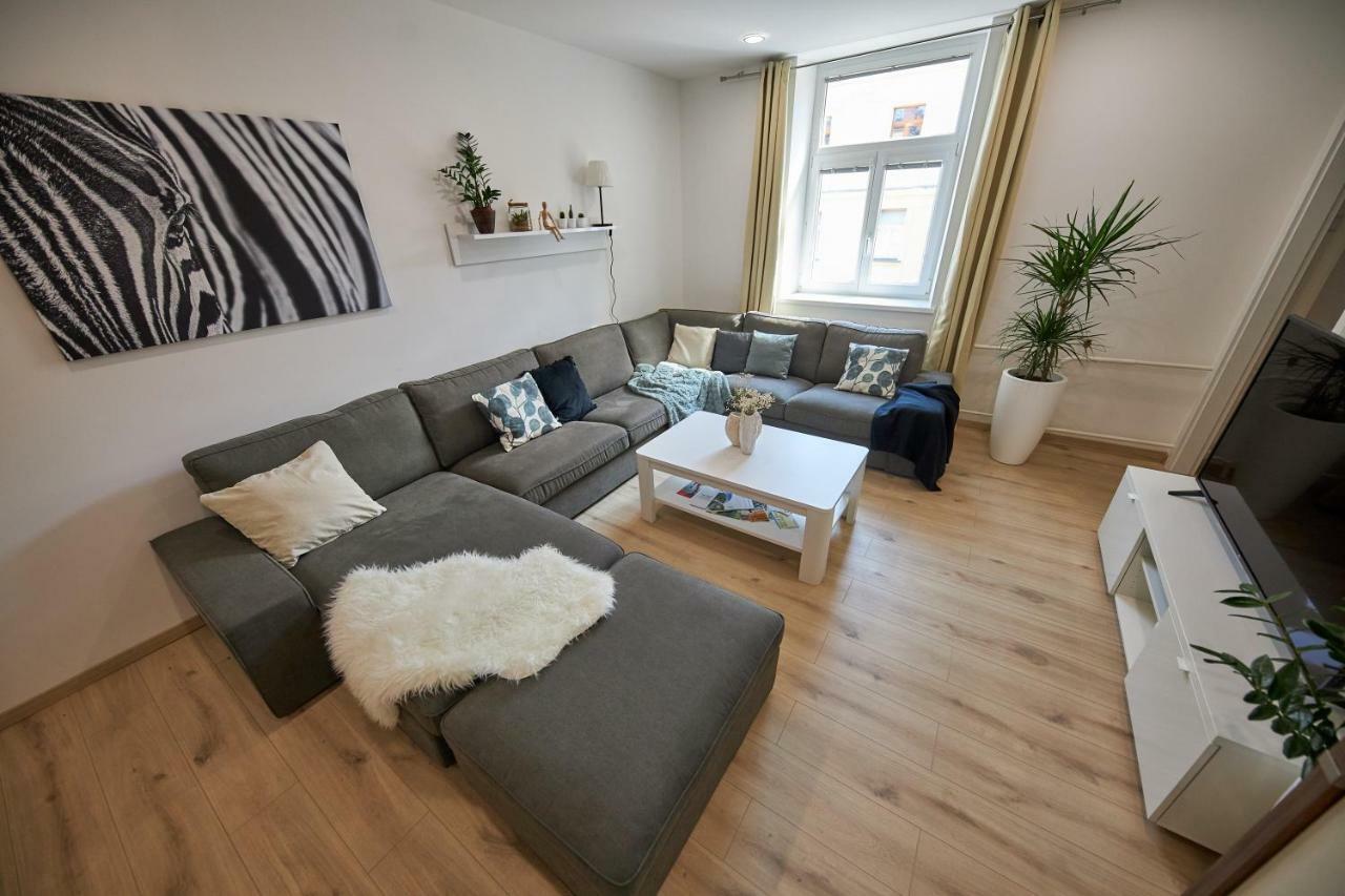 Le Monde Apartment Bratislava - Amazing 5Bdr In Downtown Exteriör bild