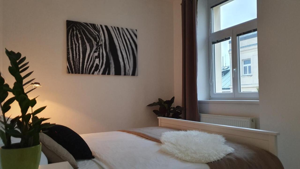 Le Monde Apartment Bratislava - Amazing 5Bdr In Downtown Exteriör bild